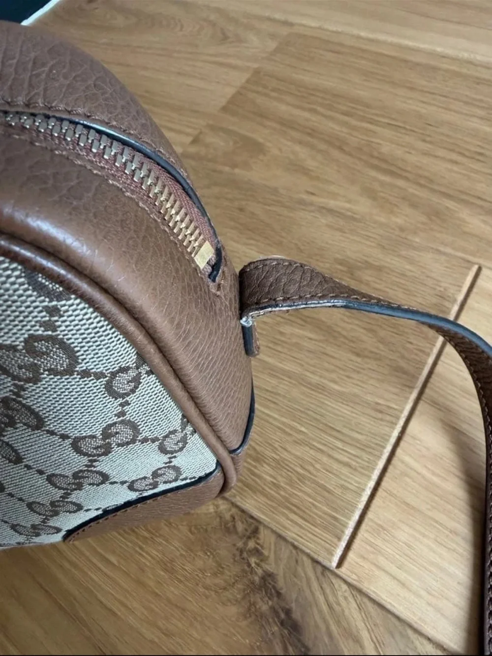 Gucci classic crossbody